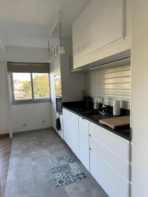Apartment Neuf Avec Balcon Et Parking Prive